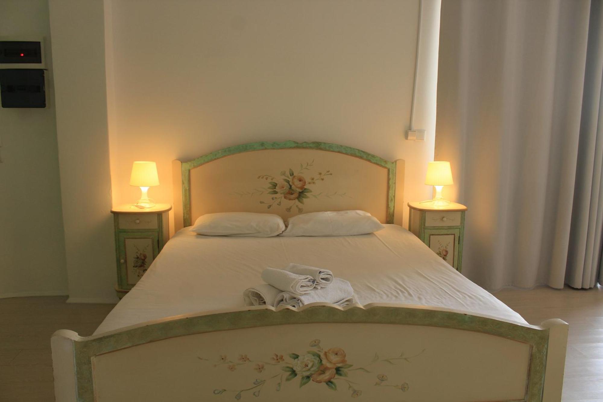 Amelia Apartments Kallithea  Room photo