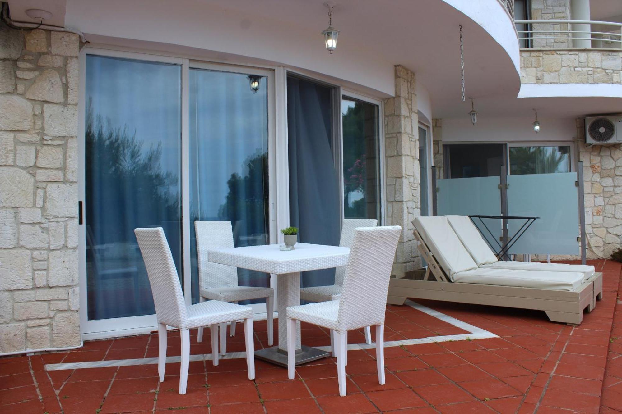Amelia Apartments Kallithea  Room photo
